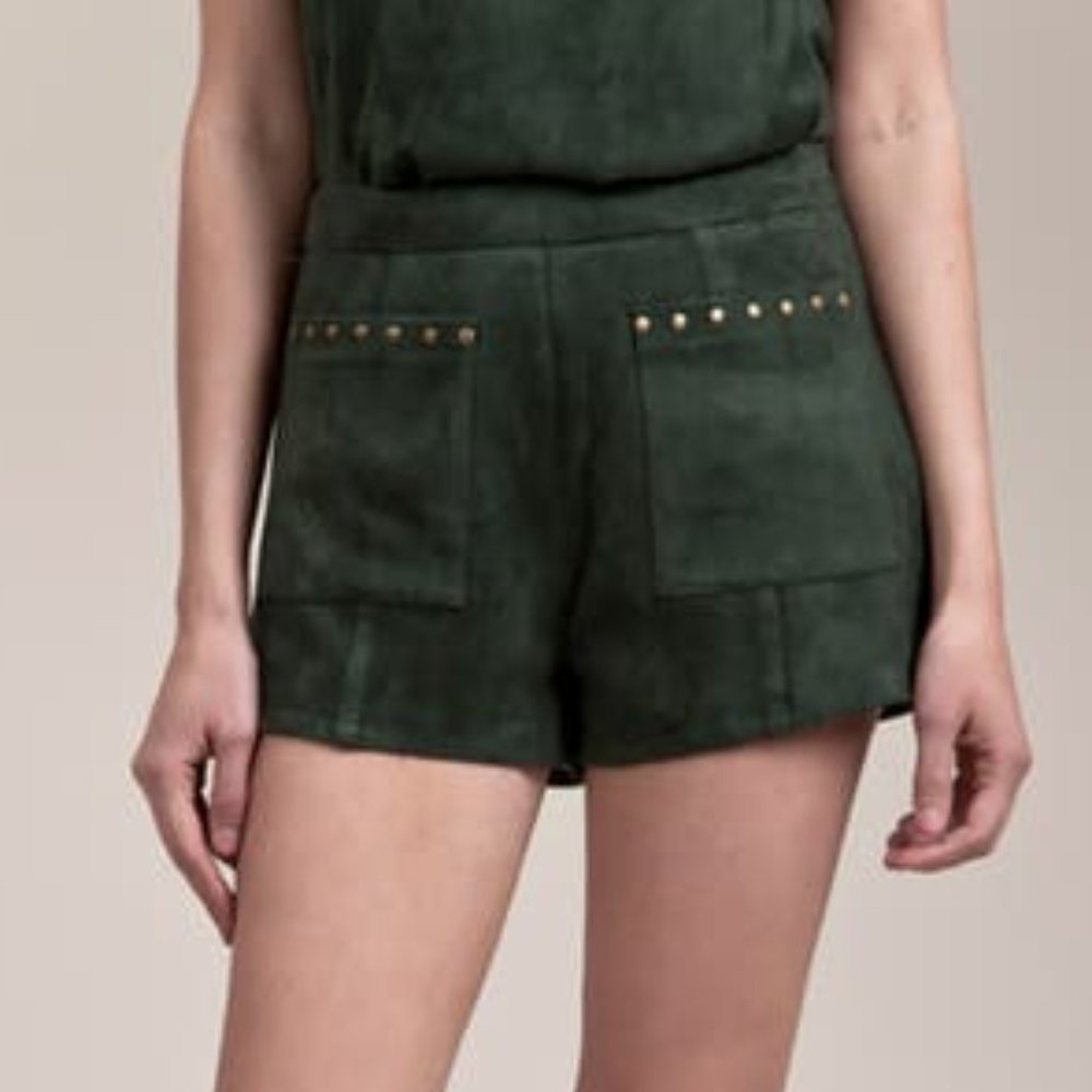 Moon River  Studded Faux Suede High Waisted festival Shorts Size L Hunter green - Picture 11 of 12